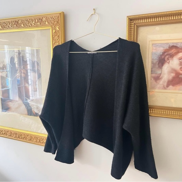 Brandy Melville Cardigan 🩶 - Picture 4 of 4